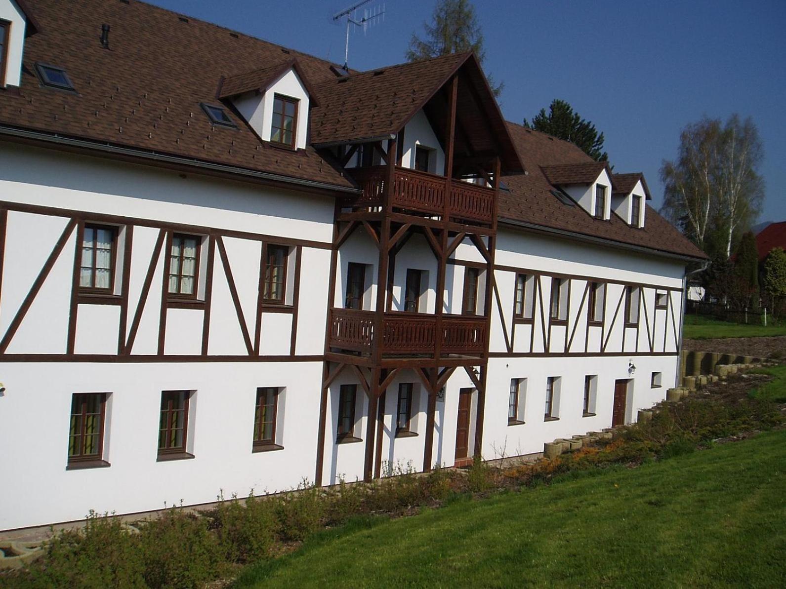 Restaurace A Penzion Ceska Hospoda Heřmanice Zewnętrze zdjęcie