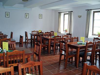 Restaurace A Penzion Ceska Hospoda Heřmanice Zewnętrze zdjęcie